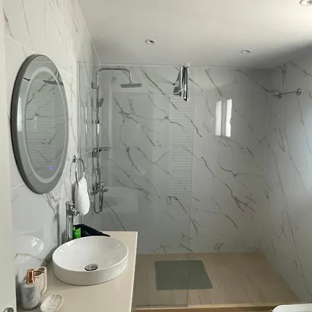 Сasa de vacaciones Anastasias View *